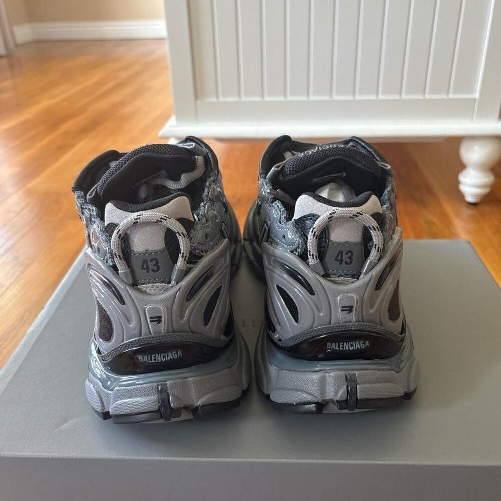 Balenciaga Runner Grey - Picture 2 of 3